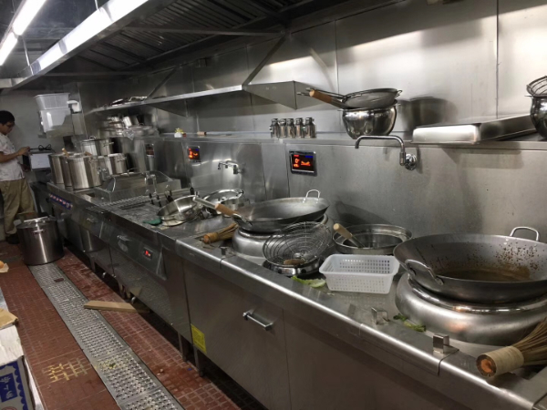 北京廚房設備回收飯店酒樓廚房設備回收舊廚具